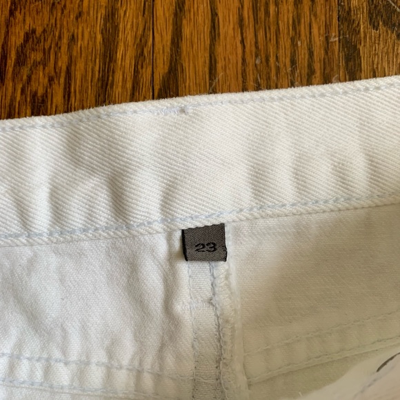 LF Skirt - Picture 3 of 3